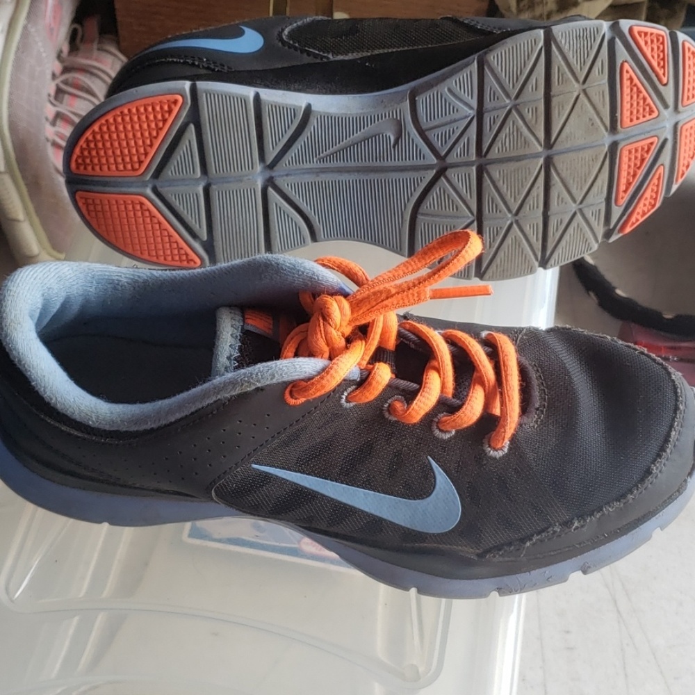 Nike shoes